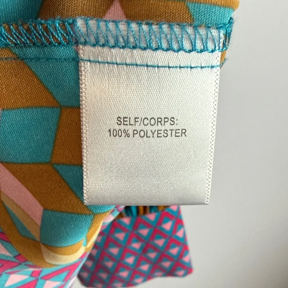 Rose & Olive Vibrant Multicolor Geometric Long Sleeve Cuff Hem Detail Med Blouse - Picture 10 of 11